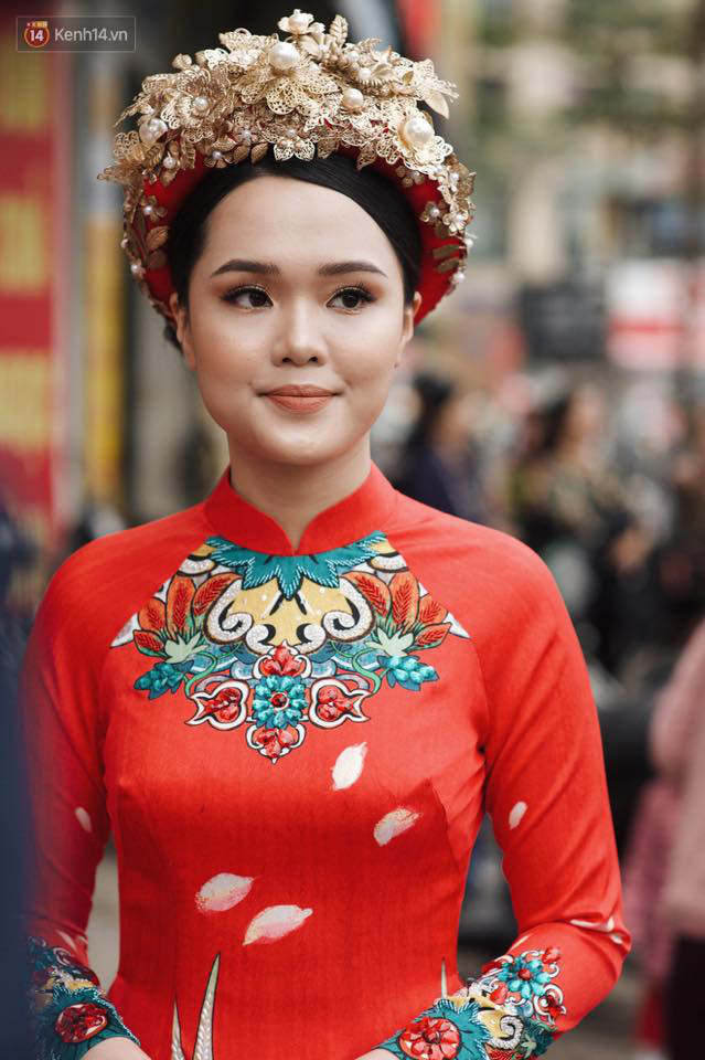 Bí Quyết Trang Điểm Cho Phụ Nữ Trung Niên Trẻ Trung 9 Quỳnh Anh lên tiếng bảo vệ thợ make-up đám hỏi bị đồng nghiệp chửi thậm tệ, tiết lộ cầu thủ luôn an ủi nhau khi đồng đội mắc lỗi