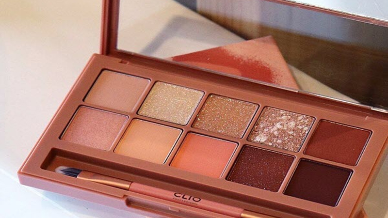 Cách Chọn Và Phối Bảng Màu Mắt Trang Điểm Hàng Ngày 8 Top 12 Bảng Phấn Mắt màu đẹp tốt nhất được ưa chuộng nhất hiện nay