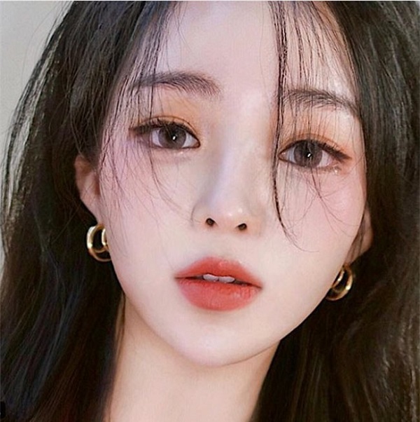 Cốp Đồ Trang Điểm Chuyên Nghiệp Cần Có Những Gì? 10 Các bước trang điểm mắt Hàn Quốc long lanh cuốn hút