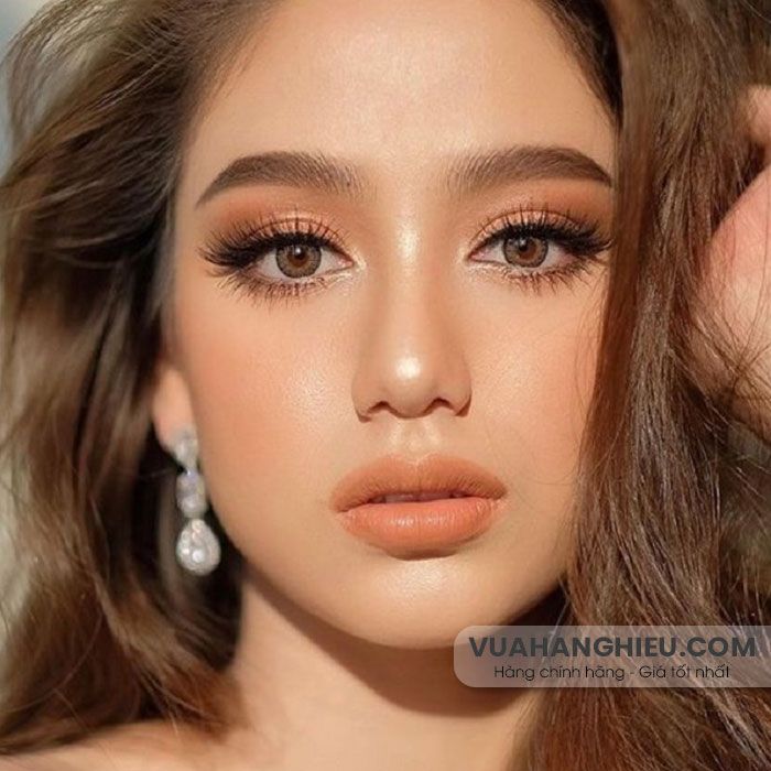 Cốp Đồ Trang Điểm Chuyên Nghiệp Cần Có Những Gì? 13 Hướng dẫn makeup tone Hàn Quốc nhẹ nhàng, tự nhiên