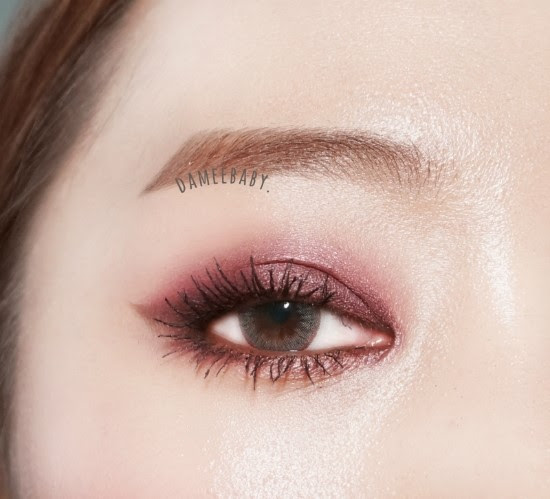 Hướng Dẫn Kẻ Eyeliner Cho Người Mới Bắt Đầu Dễ Dàng 8 Đánh mắt nhũ đỏ hồng ngả nâu – Xu hướng make up gái Hàn đang mê tít – BK Shop – Sỉ Lẻ Mỹ Phẩm Chính Hãng